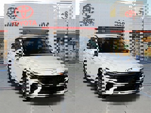 Used 2024 Hyundai Elantra SEL