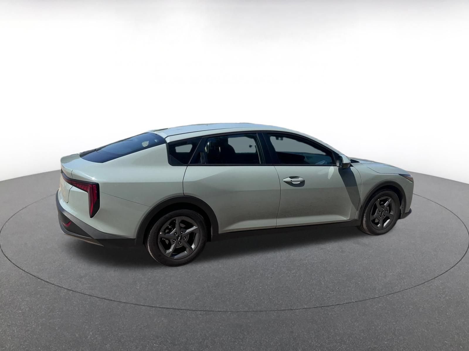 Used 2026 Kia K4 FWD image 17