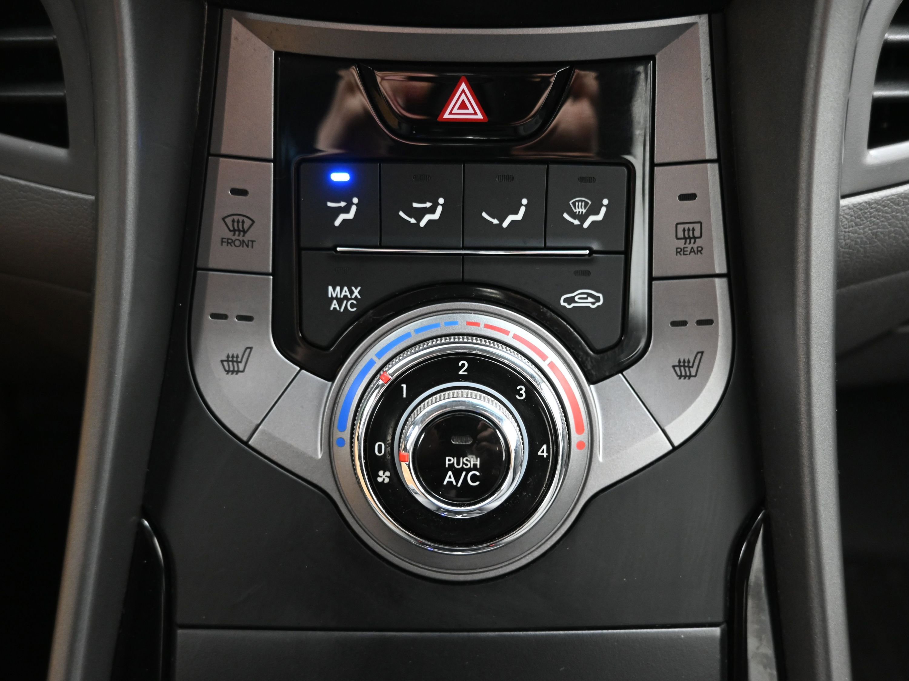 Used 2013 Hyundai Elantra GLS w/ Preferred Pkg FWD image 16