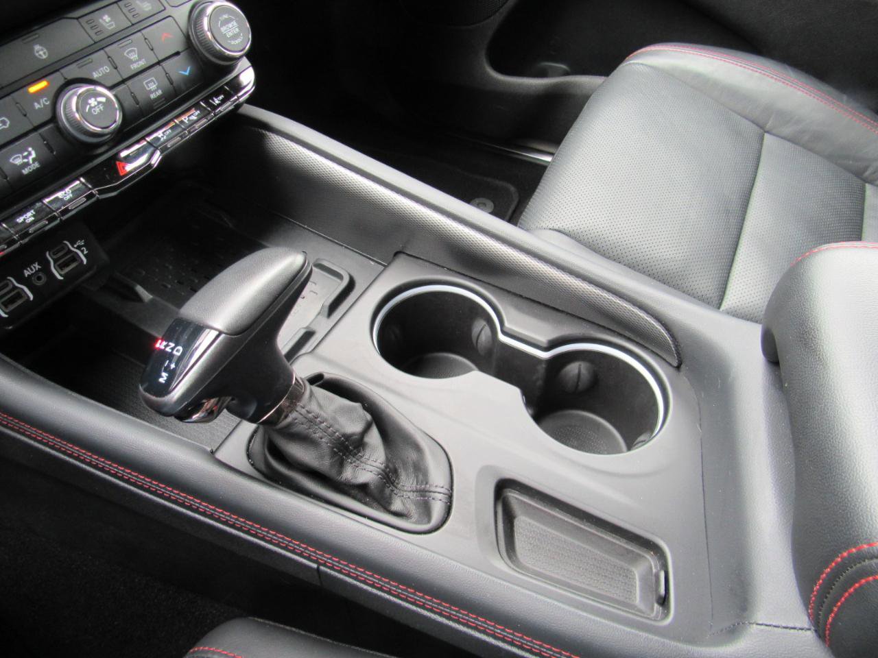Used 2025 Dodge Durango GT AWD/4WD image 7
