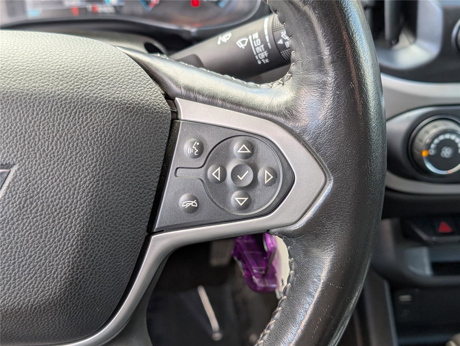 Used 2018 Chevrolet Colorado LT image 18