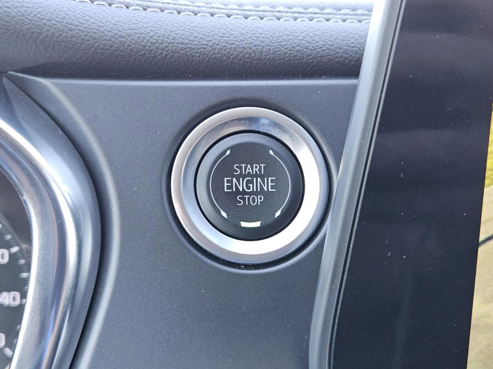 Used 2025 Chevrolet Blazer LT image 17