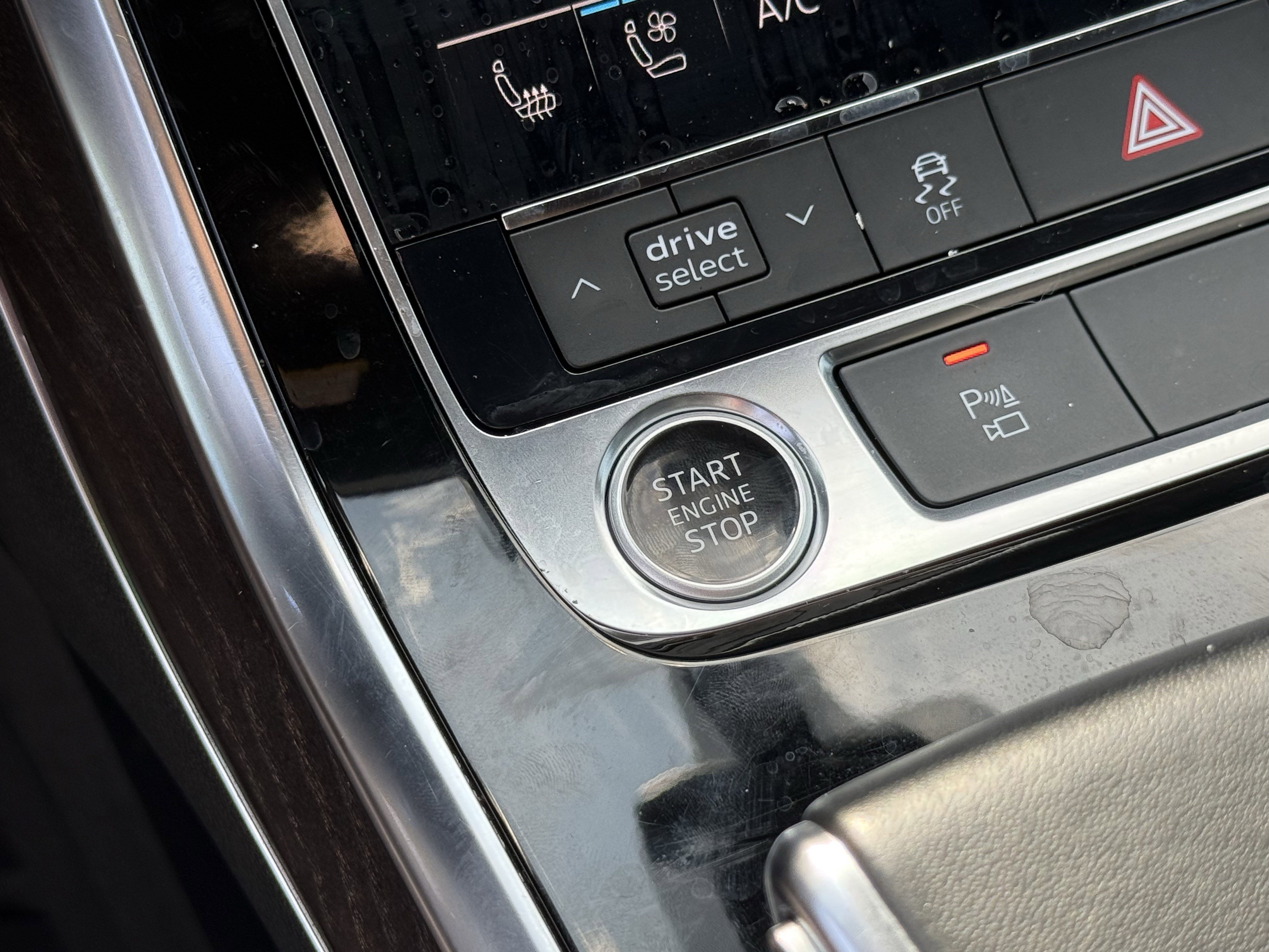 Used 2021 Audi Q8 Premium Plus w/ Premium Plus Package AWD/4WD image 23
