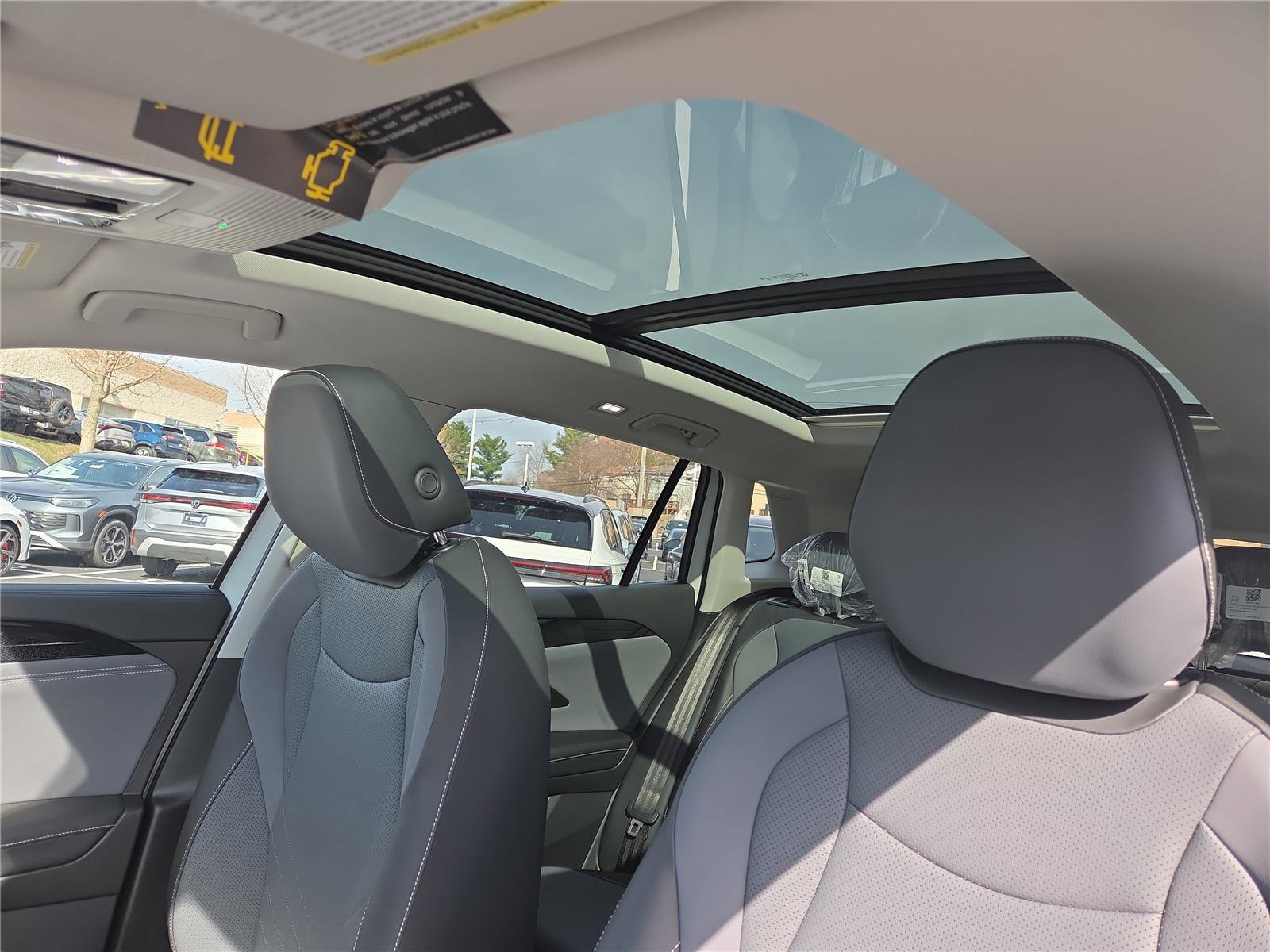 New 2026 Volkswagen Tiguan SE image 21