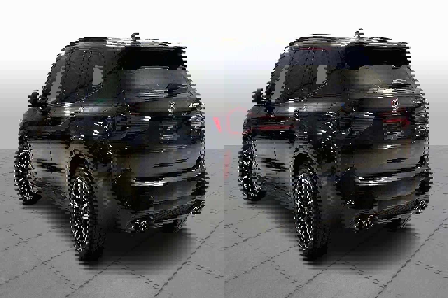 Used 2022 BMW X3 M w/ Executive Package image 11