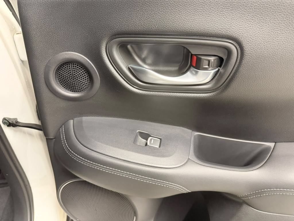 Used 2024 Honda HR-V EX-L image 38