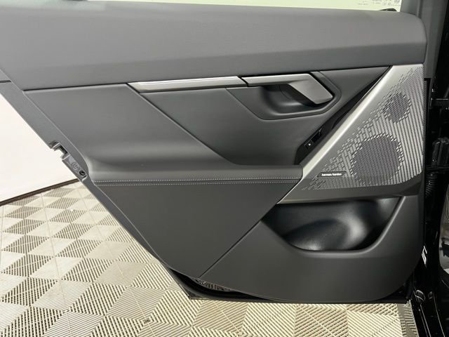 Used 2026 BMW 530i xDrive w/ M Sport Package image 20