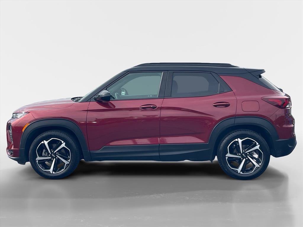 Used 2023 Chevrolet TrailBlazer RS w/ Sun and Liftgate Package FWD image 4