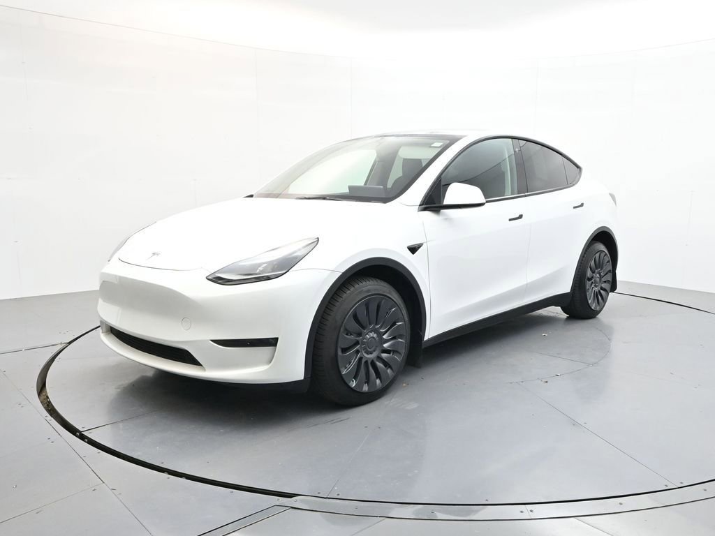 Used 2023 Tesla Model Y Long Range AWD/4WD image 3