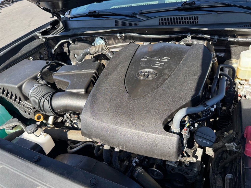 Used 2021 Toyota Tacoma TRD Off-Road image 24