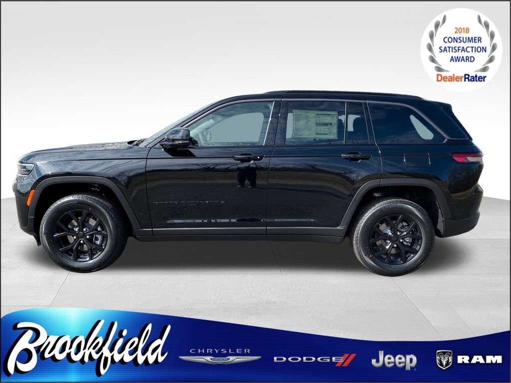 New 2026 Jeep Grand Cherokee Altitude image 5