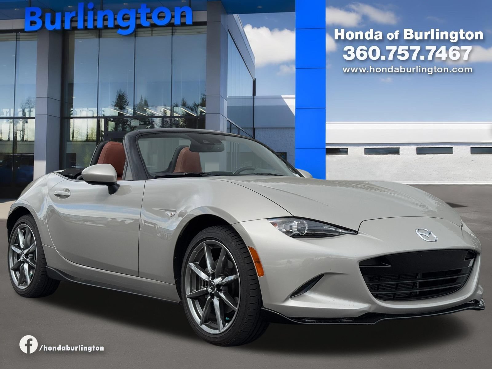 Used 2022 MAZDA MX-5 Miata Grand Touring w/ Appearance Package RWD image 8