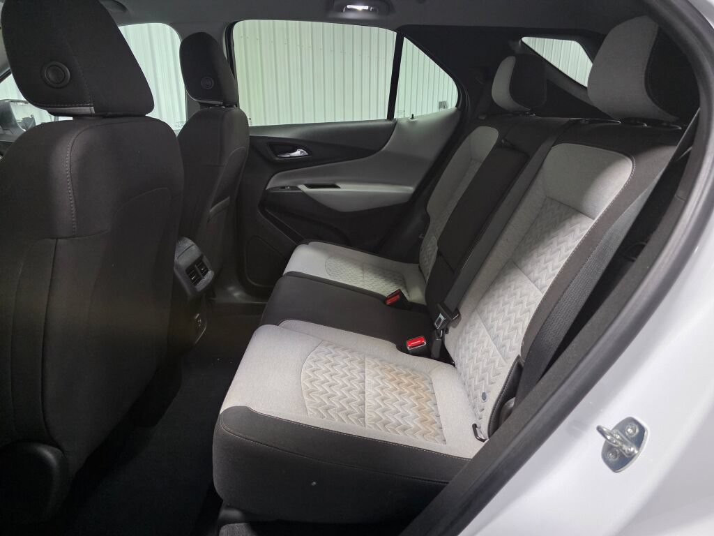 Used 2023 Chevrolet Equinox LS w/ LS Convenience Package FWD image 10