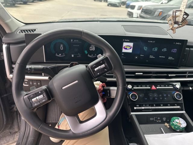 Used 2025 Hyundai Santa Fe SEL image 11