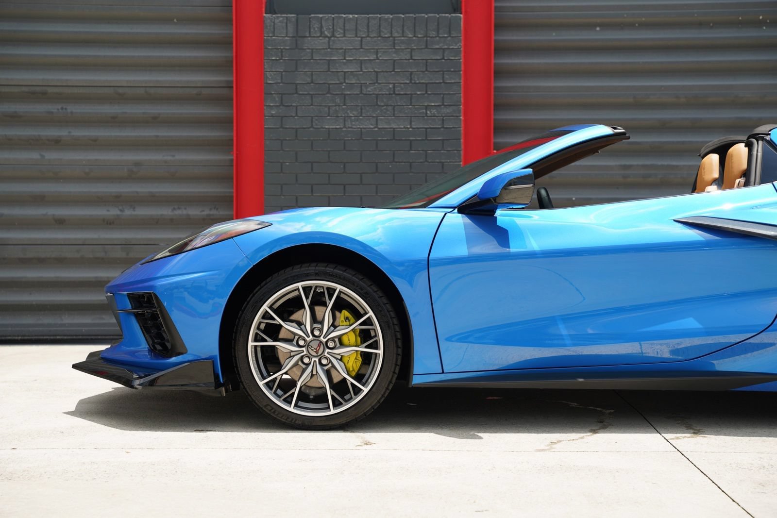 Used 2024 Chevrolet Corvette Stingray Preferred Conv w/ Battery Protection Package RWD image 9