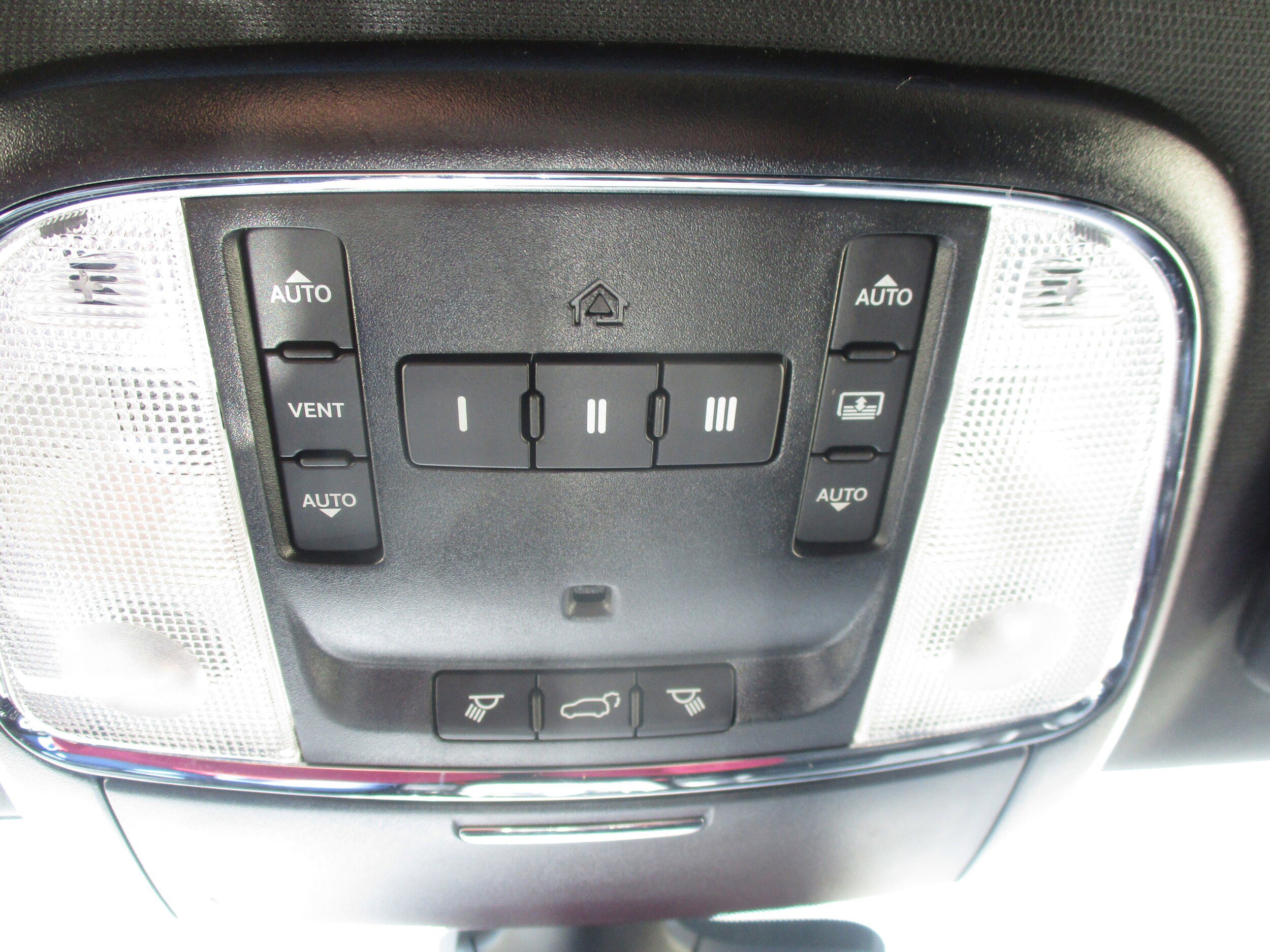 Used 2018 Jeep Grand Cherokee High Altitude AWD/4WD image 32