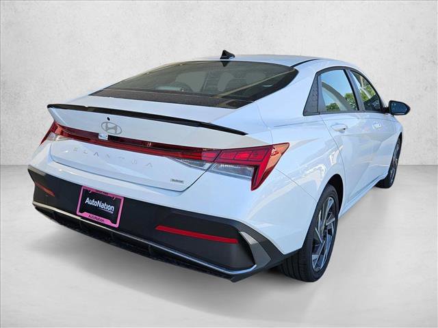 Used 2025 Hyundai Elantra SEL FWD video 2