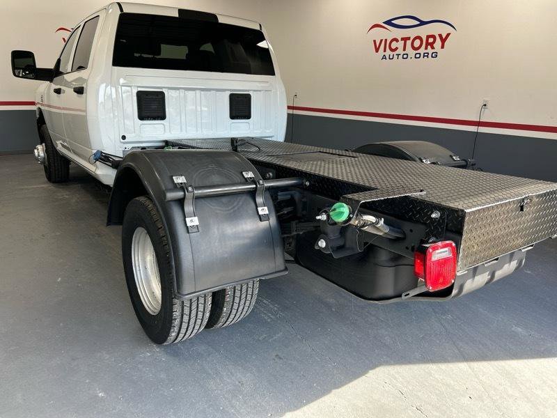 Used 2024 RAM 3500 Tradesman w/ Electrical Accessory Group image 4