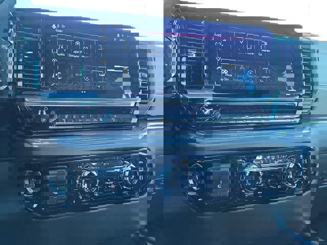 Used 2024 GMC Sierra 2500 SLT w/ Texas SLT Premium Package image 26