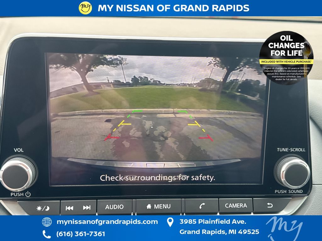 Used 2023 Nissan Rogue SV AWD/4WD image 23