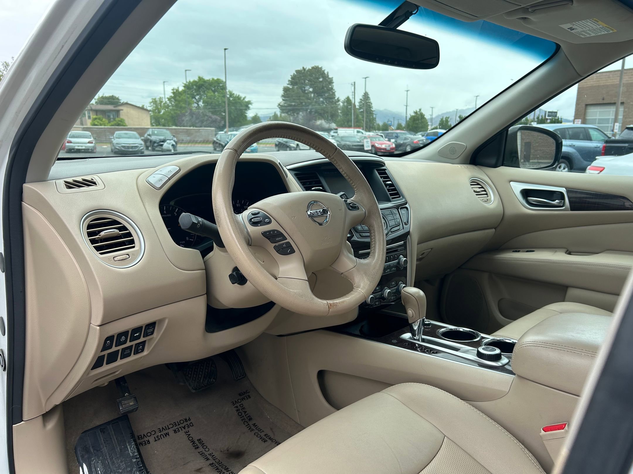 Used 2014 Nissan Pathfinder Platinum w/ Platinum Premium Package AWD/4WD image 10