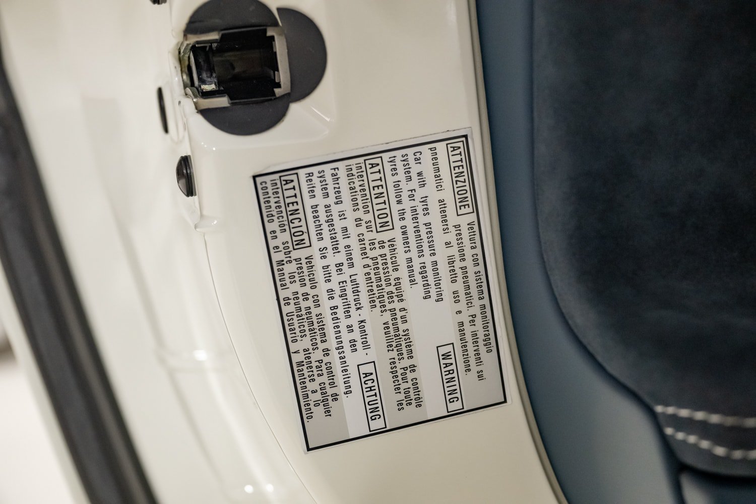 Certified 2017 Ferrari 488 Spider RWD image 39