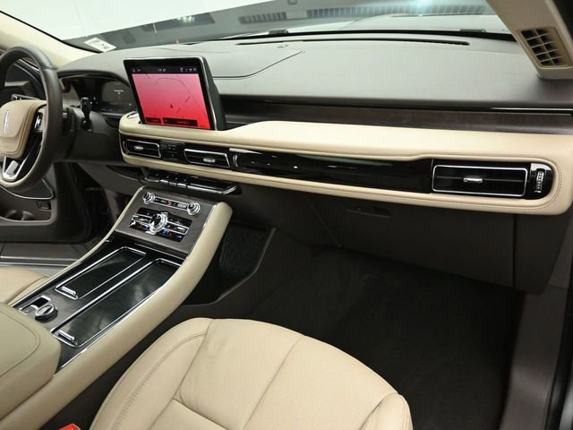 Used 2023 Lincoln Aviator Reserve w/ Equipment Group 201A image 27