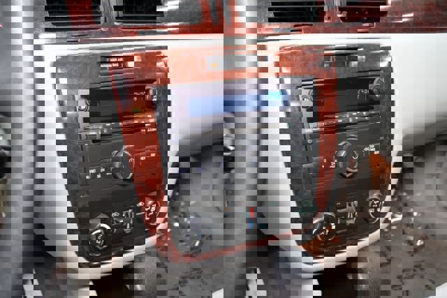 Used 2010 Chevrolet Impala LS image 13