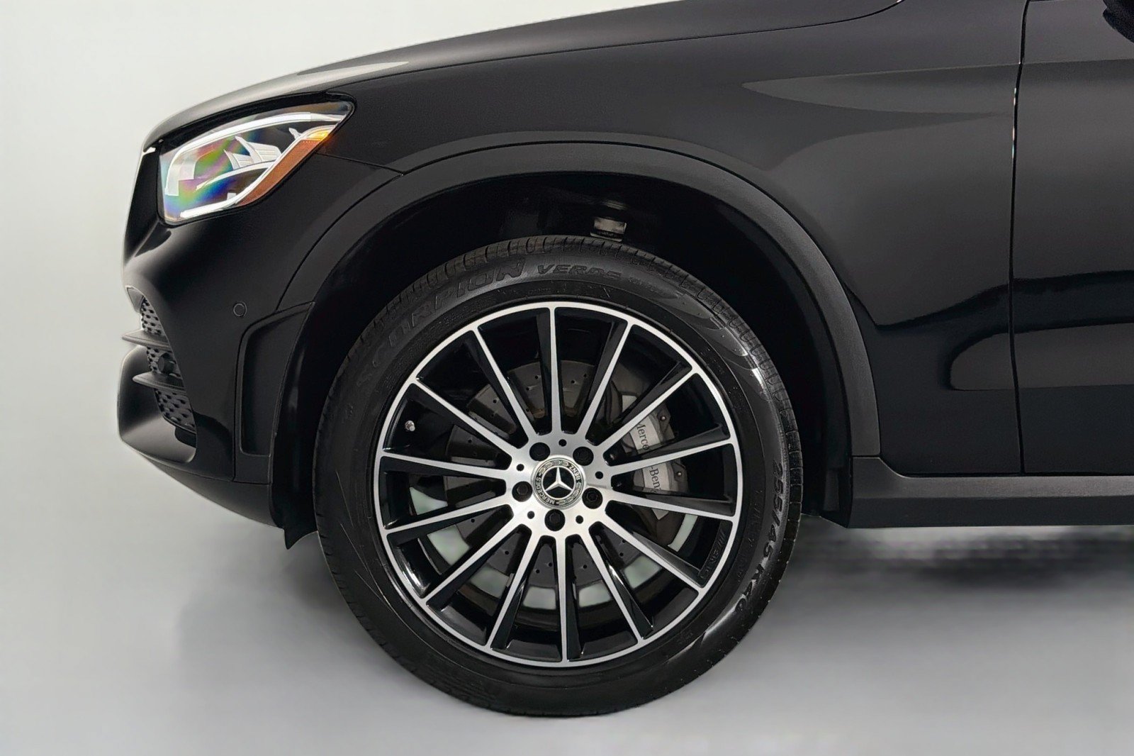 Certified 2022 Mercedes-Benz GLC 300 4MATIC w/ AMG Line image 11