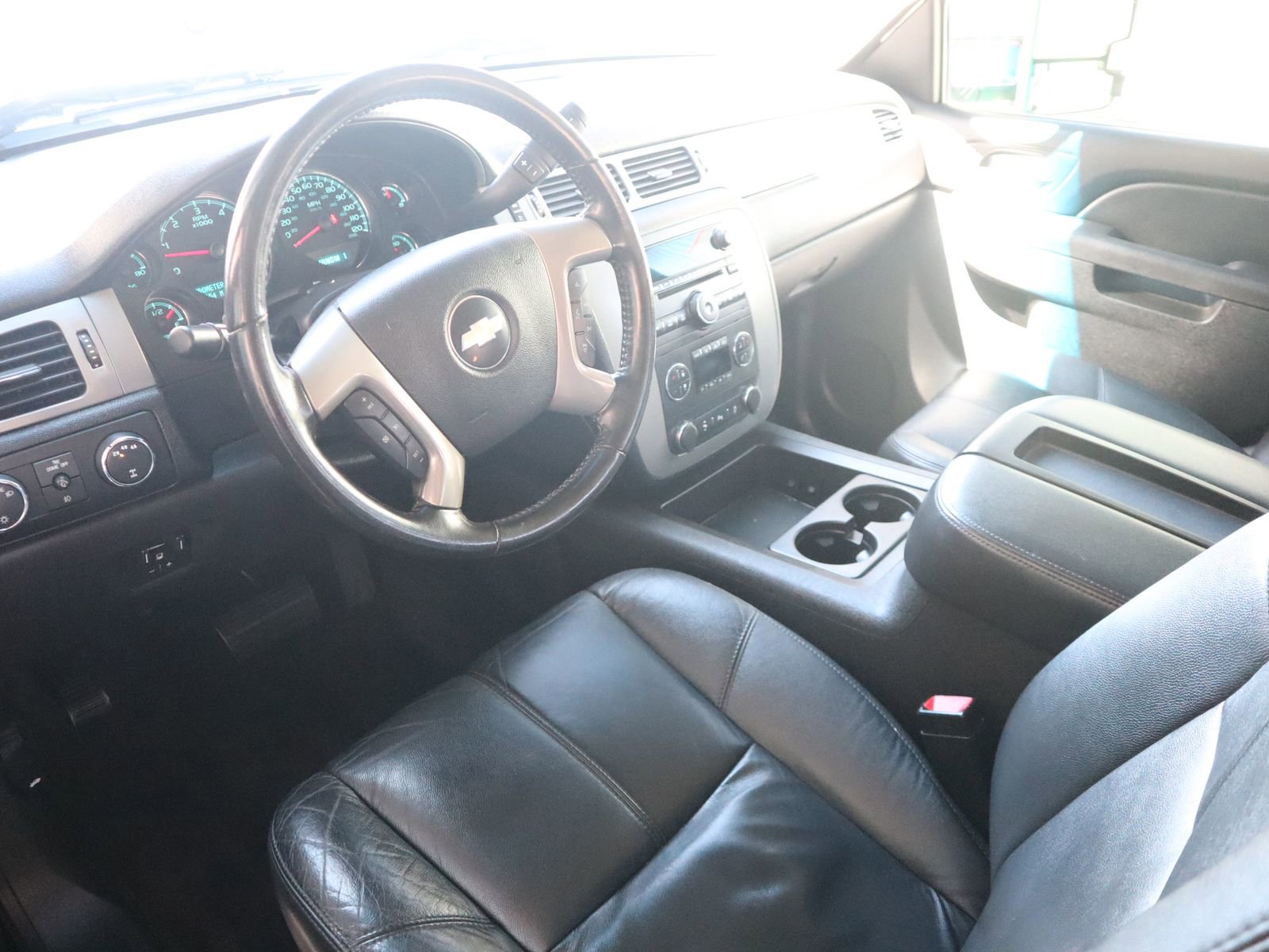 Used 2012 Chevrolet Silverado 2500 LTZ w/ LTZ Plus Package AWD/4WD image 26