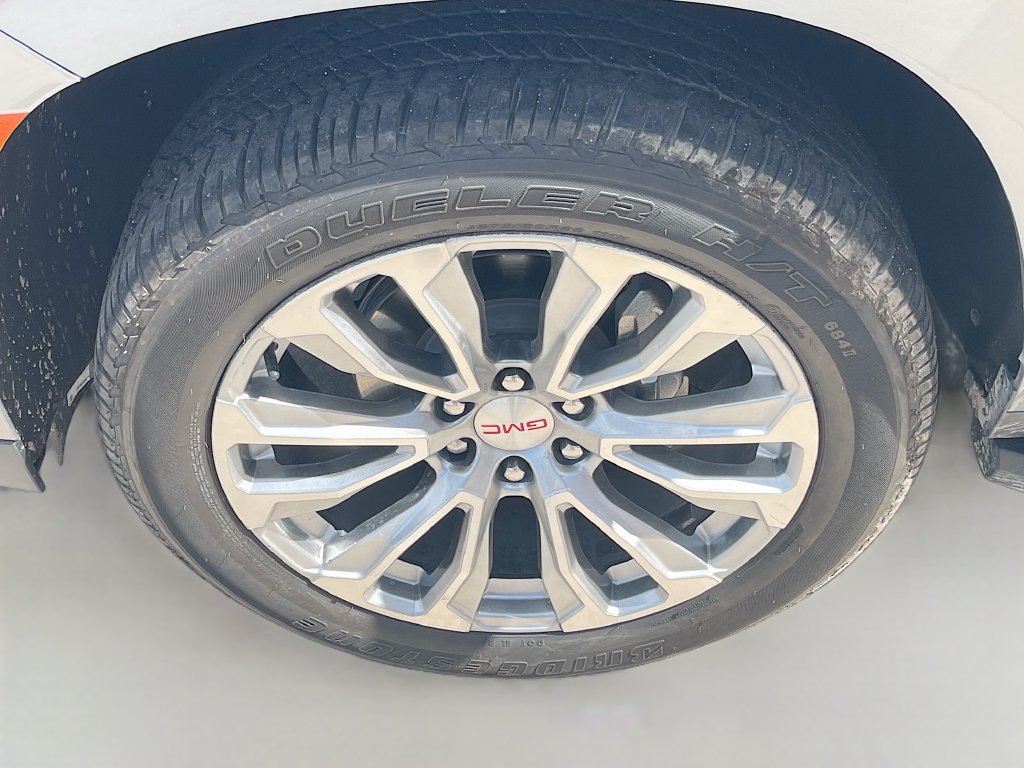 Used 2024 GMC Yukon XL Denali AWD/4WD image 34