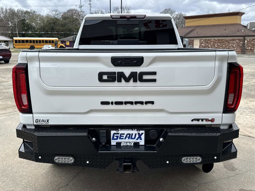 Used 2023 GMC Sierra 2500 AT4 w/ AT4 Preferred Package AWD/4WD image 11