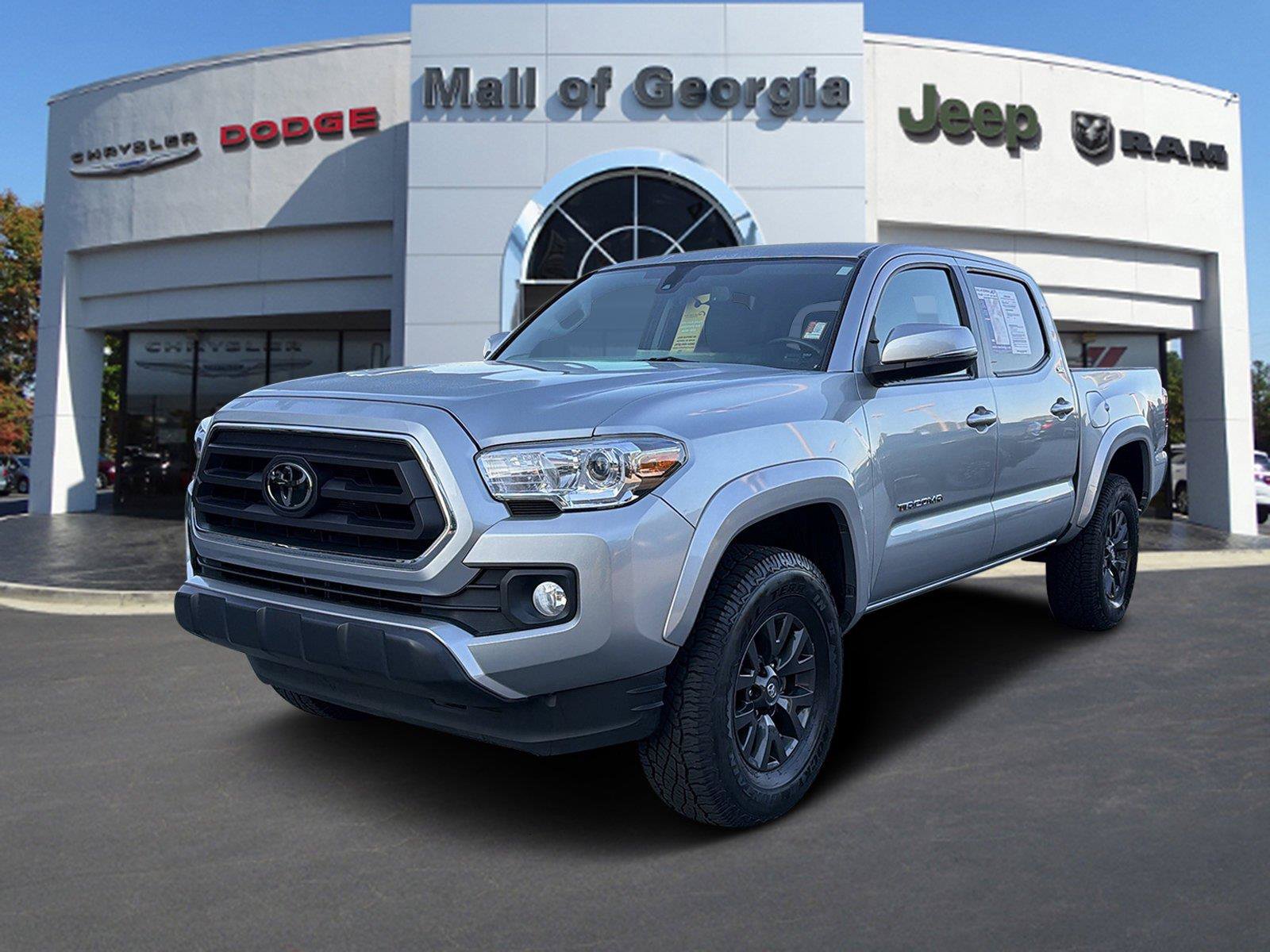Used 2022 Toyota Tacoma SR5 w/ Technology Package RWD image 1