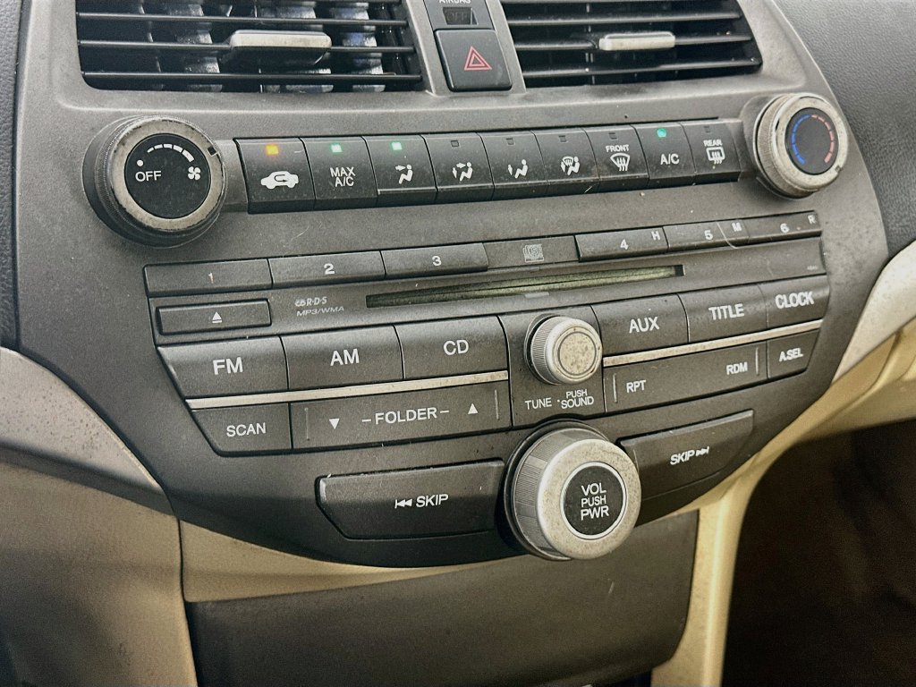 Used 2011 Honda Accord LX-P image 18