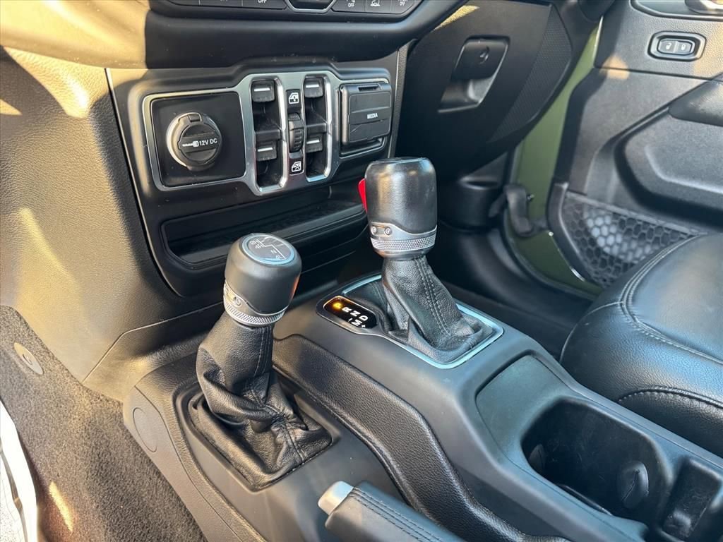 Used 2021 Jeep Wrangler Unlimited Sahara image 18