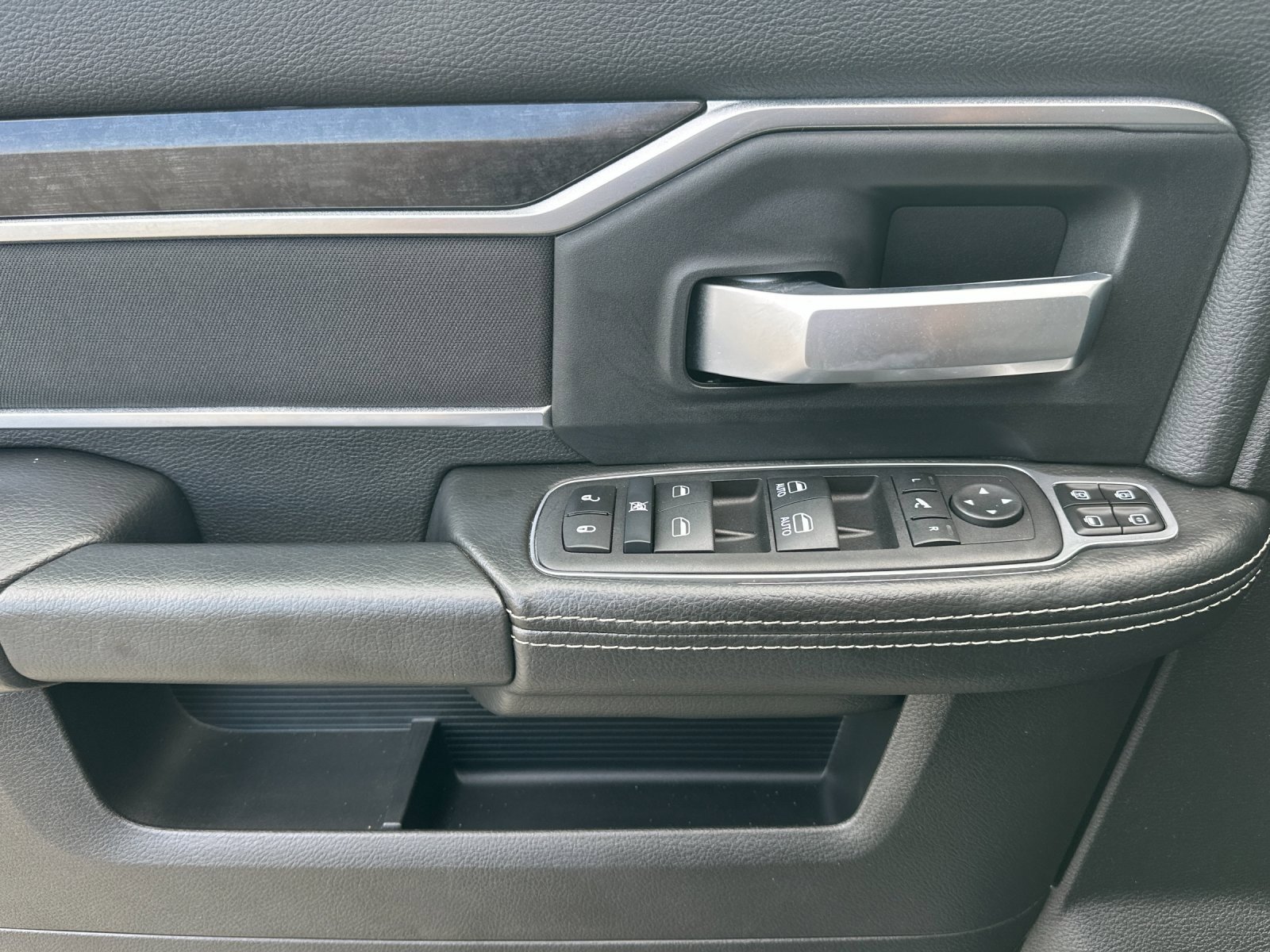 Certified 2024 RAM 2500 Big Horn w/ Bed Utility Group image 11