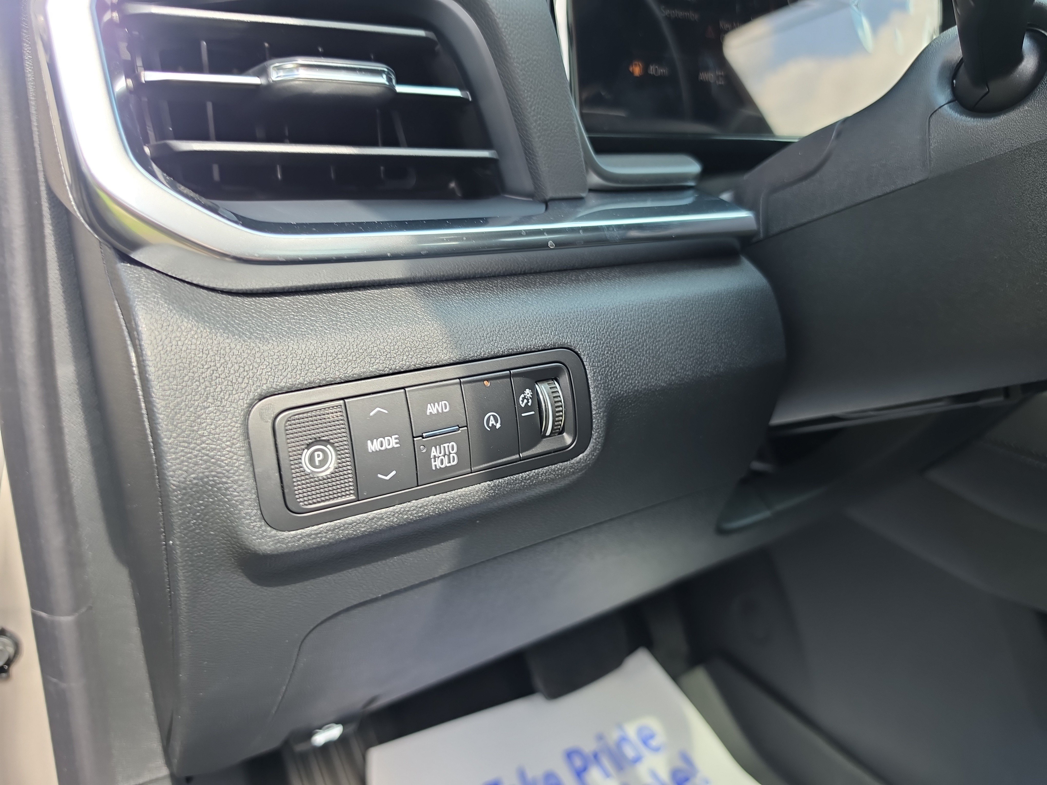 New 2027 GMC Terrain Elevation w/ Elevation Premium Package AWD/4WD image 19