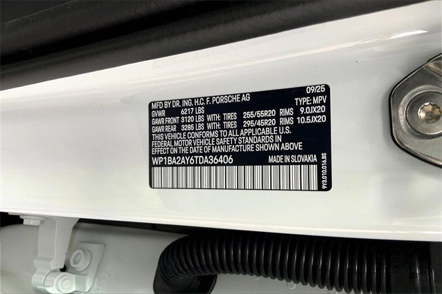 New 2026 Porsche Cayenne Coupe image 42