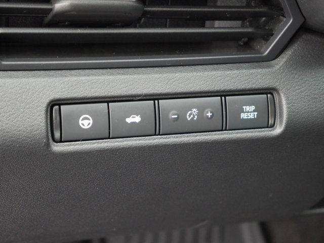 Certified 2021 Nissan Altima 2.5 Platinum image 6