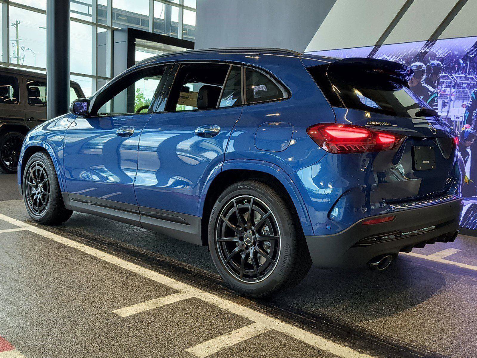 New 2025 Mercedes-Benz GLA 35 AMG 4MATIC image 3