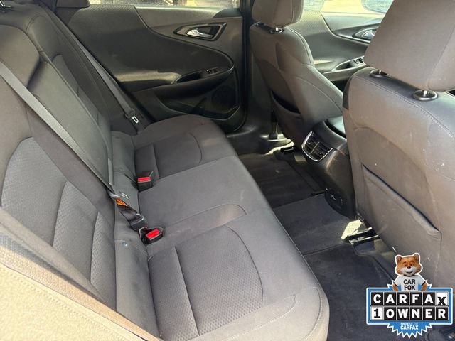 Used 2018 Chevrolet Malibu LT FWD image 11