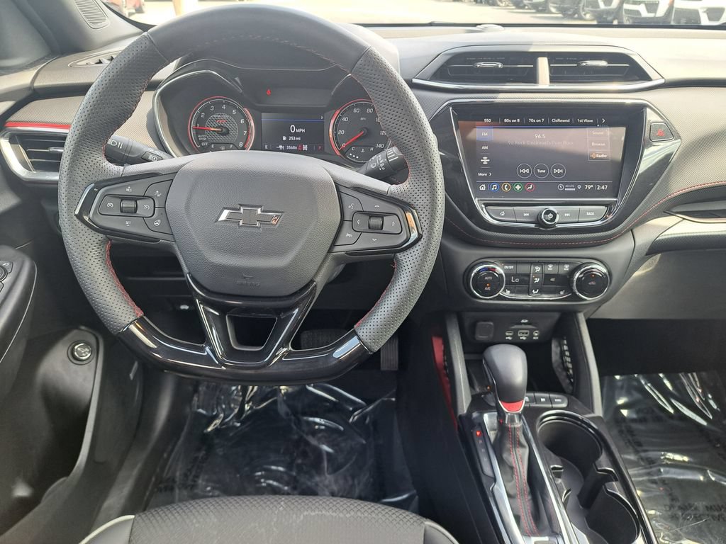 Used 2023 Chevrolet TrailBlazer RS w/ Sun and Liftgate Package AWD/4WD image 14