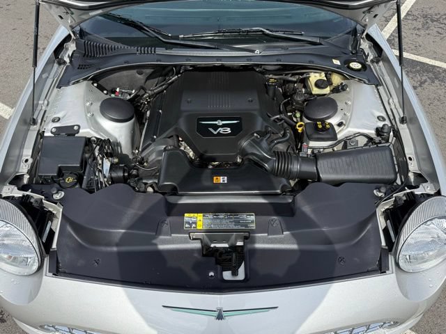 Used 2005 Ford Thunderbird RWD image 31