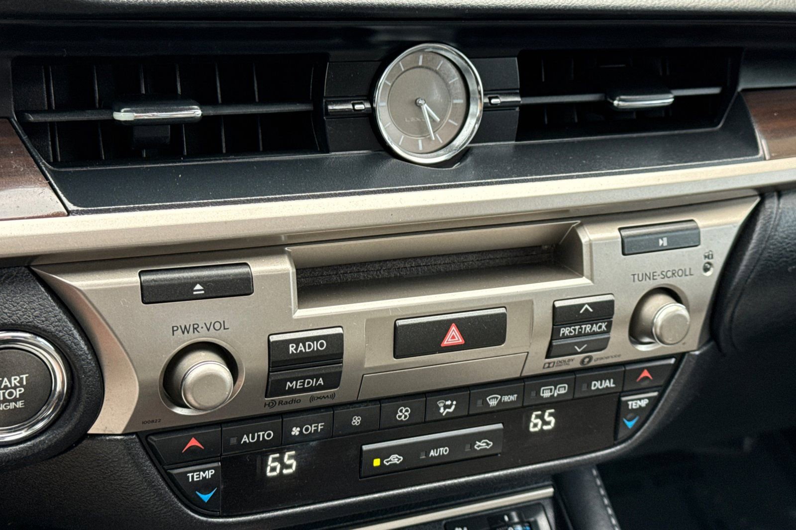 Used 2018 Lexus ES 350 w/ Navigation System Package image 19