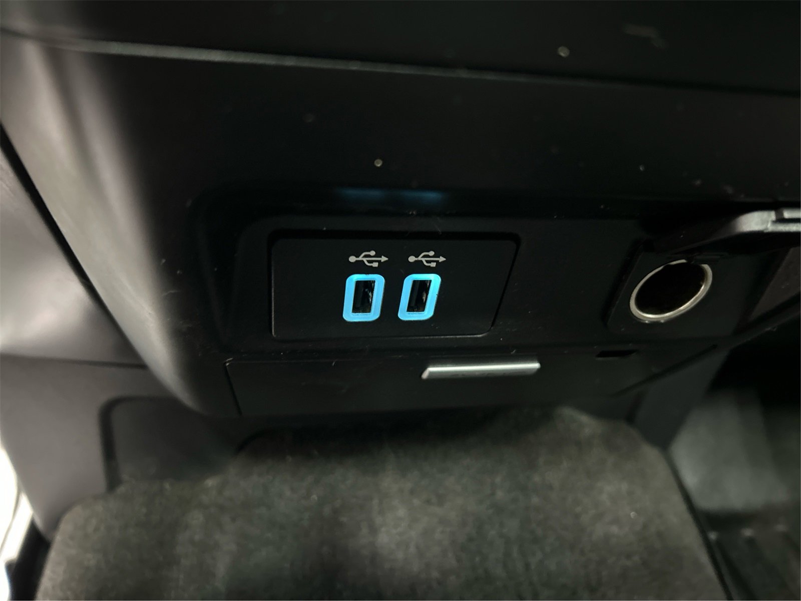 Used 2018 Ford F150 XLT w/ Equipment Group 302A Luxury image 32