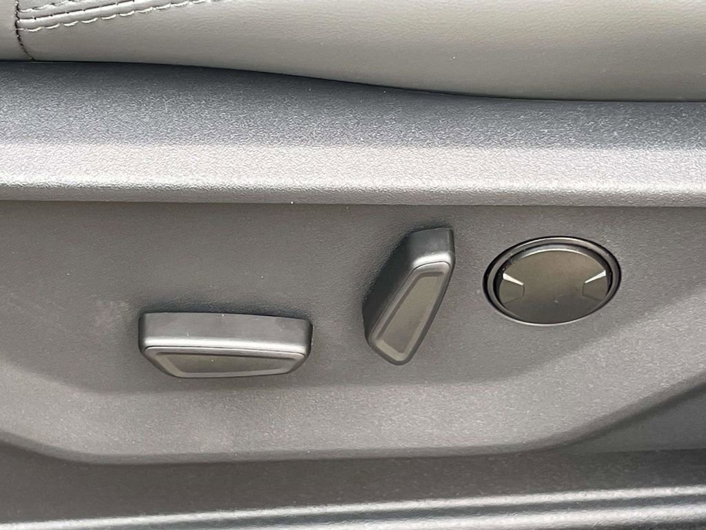 New 2026 Ford Expedition Max Active image 14
