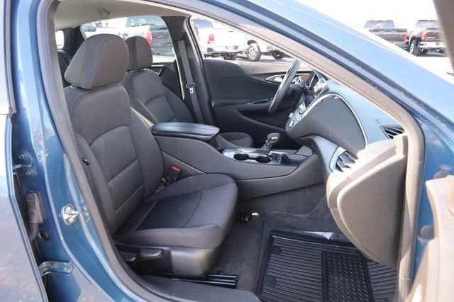 Used 2024 Chevrolet Malibu LT image 24