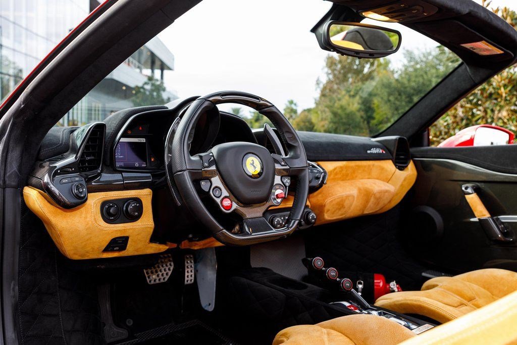 Used 2015 Ferrari 458 Speciale A image 24