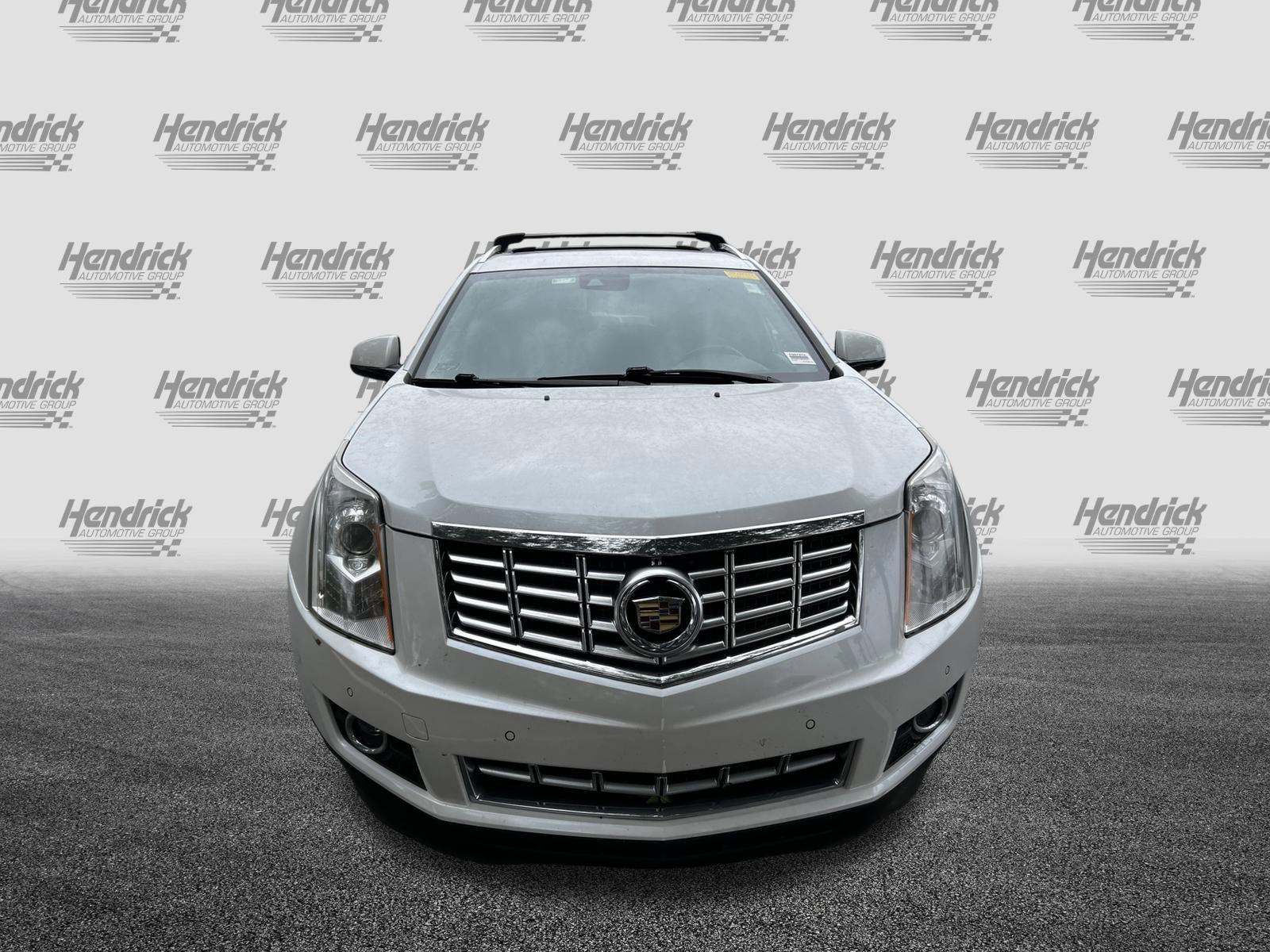 Used 2016 Cadillac SRX Premium AWD/4WD image 3