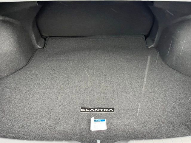 New 2026 Hyundai Elantra Sport FWD image 25